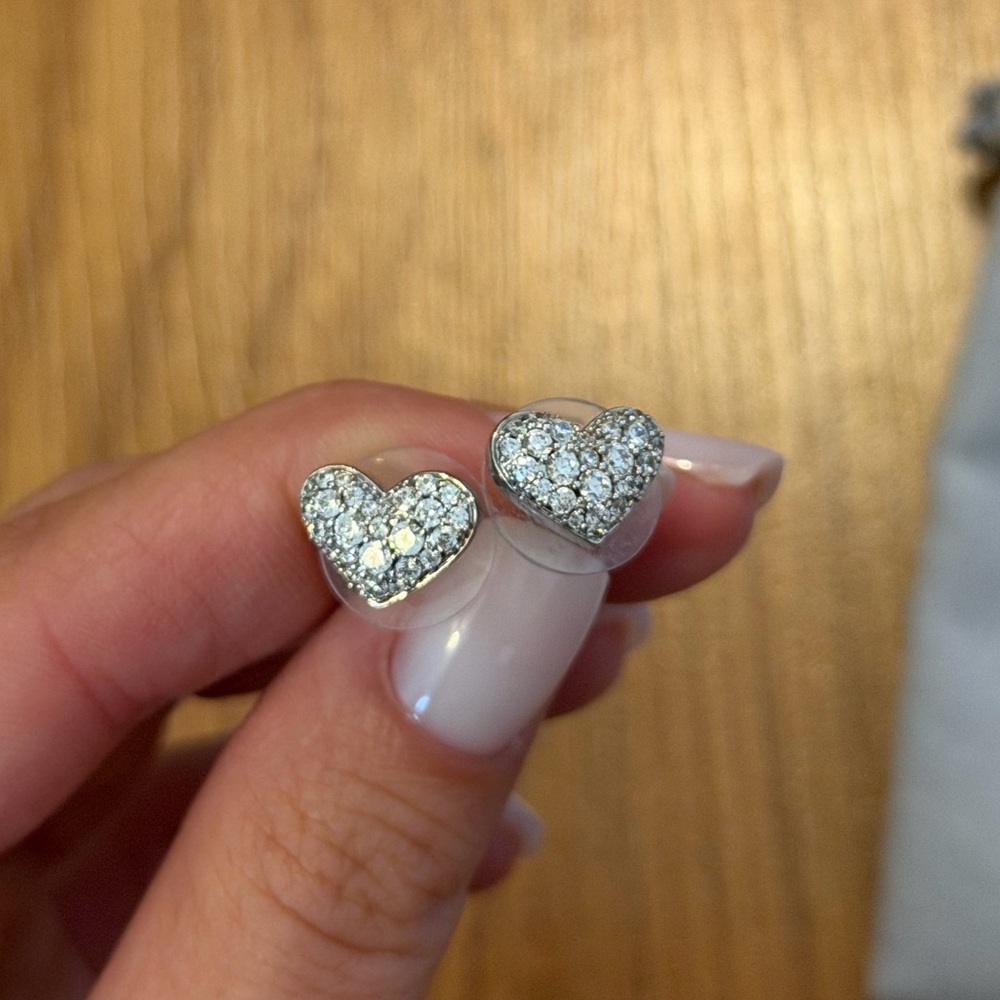 Kendra Scott Heart Stud Earrings